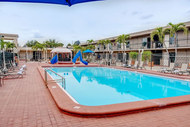 Pool 7 of 32