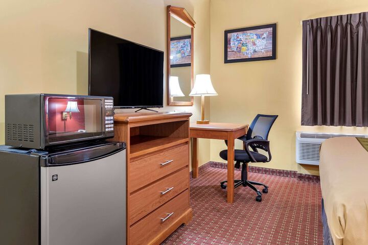 Room 30 of 60