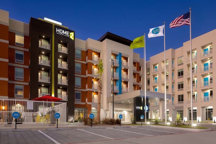 Hotel 3 of 70