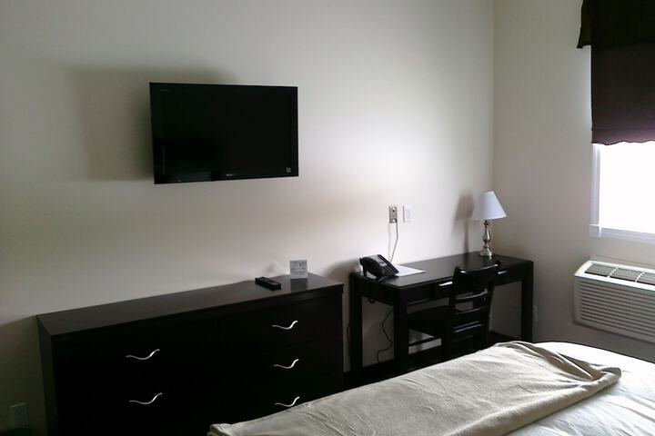Room 36 of 41