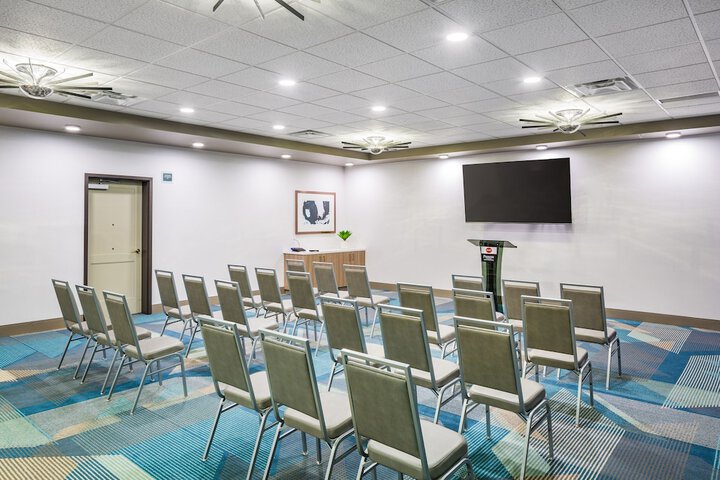 Best Western Premier Hotel at Fishers Landing