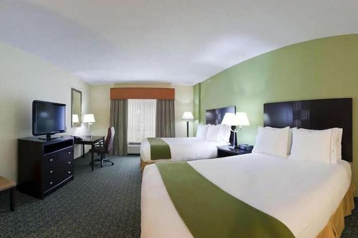 Holiday Inn Express & Suites Covington by IHG