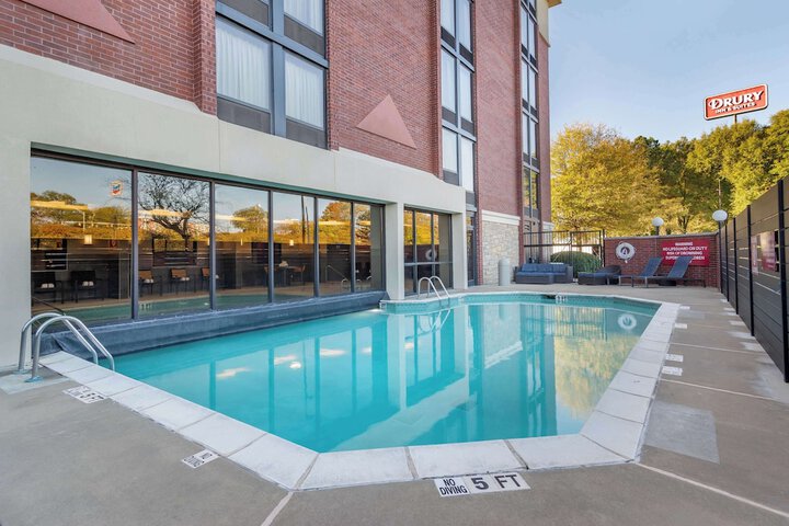 Pool 6 of 67