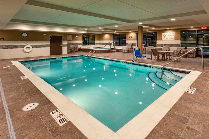 Pool 4 of 34