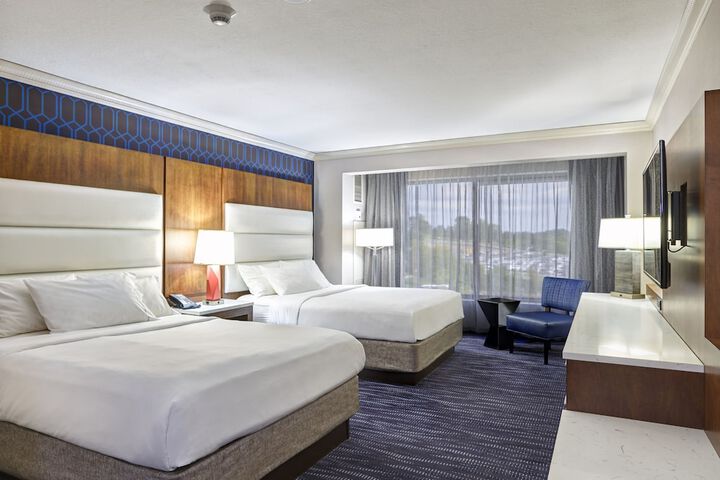 Mystic Lake Casino Hotel