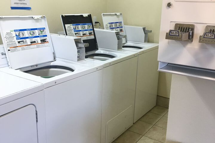 Americas Best Value Inn & Suites Ft. Collins E at I-25