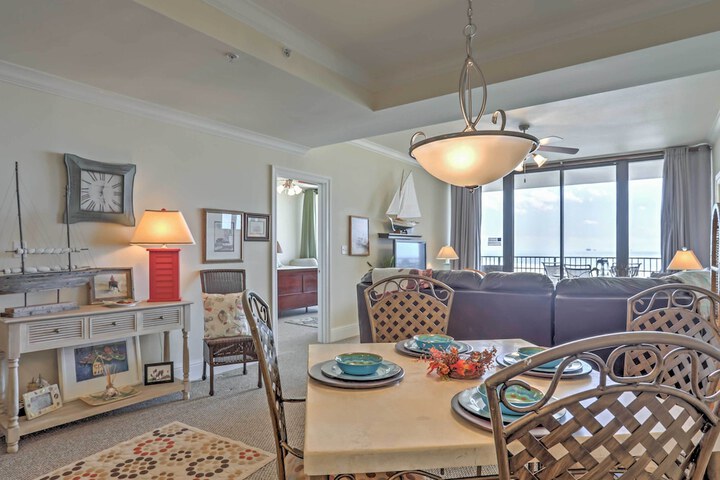 Beachfront Bliss on Dauphin Island w / Pool Access!