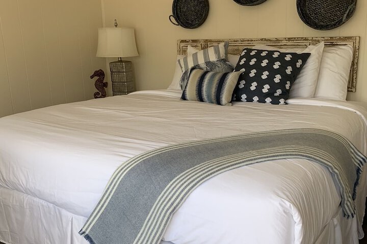 Ocean Glass Inn