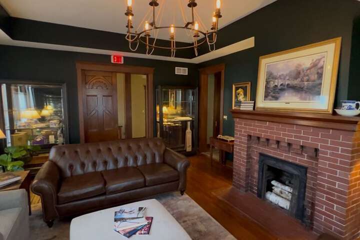 Charleston House Bed & Breakfast Inn