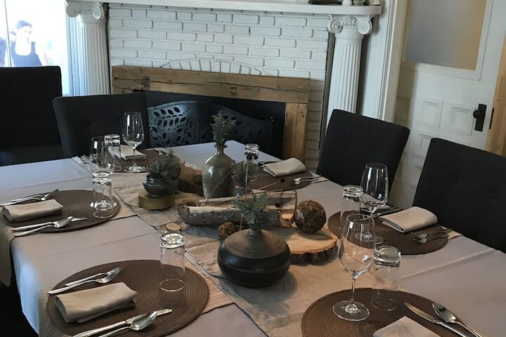 Dining 105 of 164