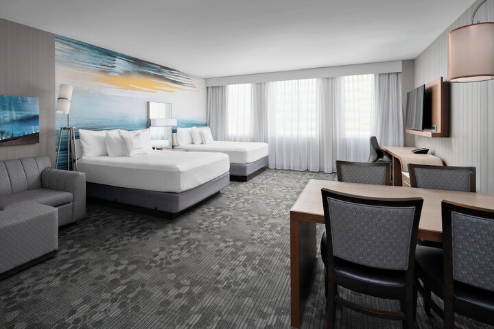 Courtyard by Marriott Edmonton Downtown