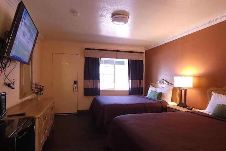 Room 45 of 71