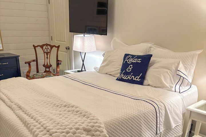 Modern Gearhart Getaway Walk to Beach & Downtown!