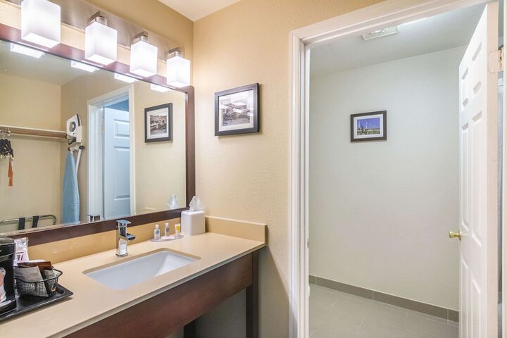 Comfort Inn & Suites Mojave