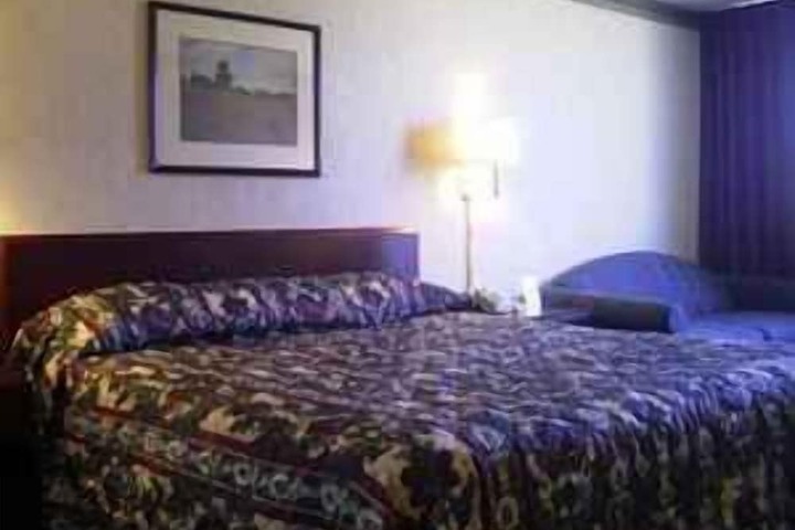 Room 17 of 20