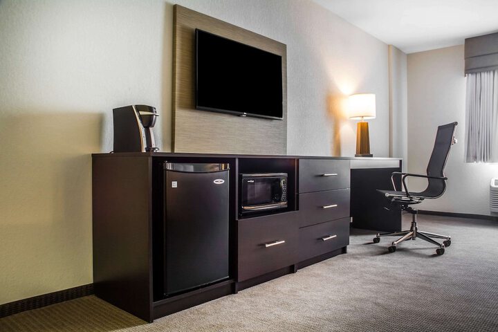 Room 21 of 46