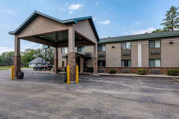 Hotel 2 of 56