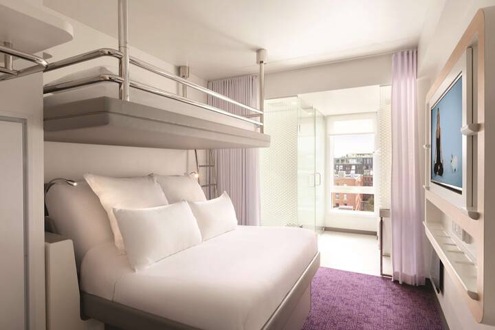 YOTEL Boston