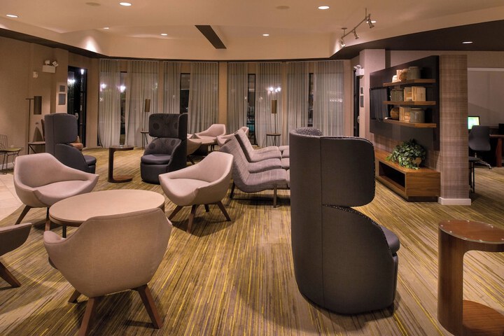 Hotel Interior 10 of 36