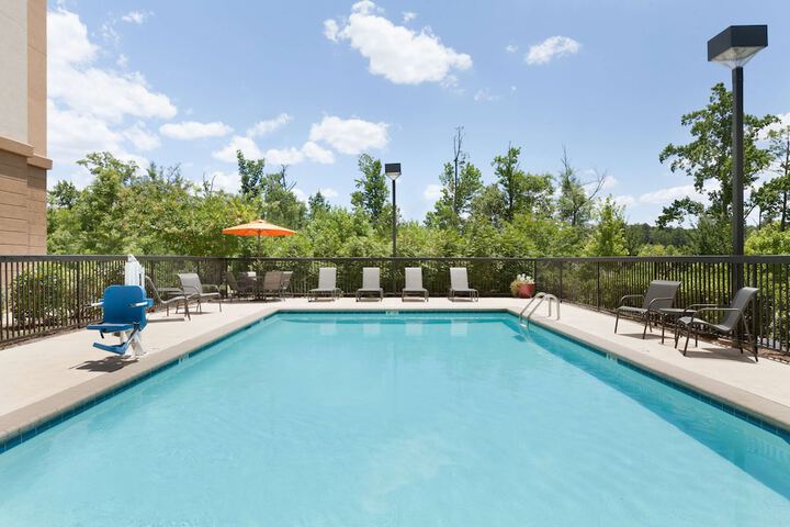 Hampton Inn Suites Opelika I85 Auburn Area