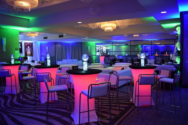 Ballroom/Hall 72 of 83