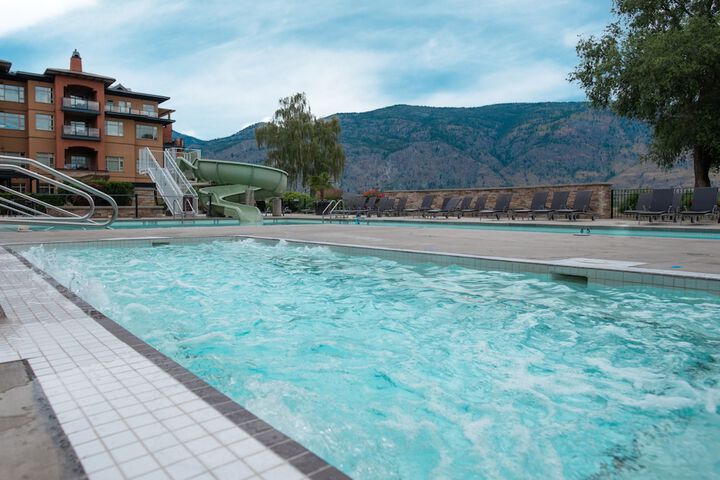Pool 14 of 71