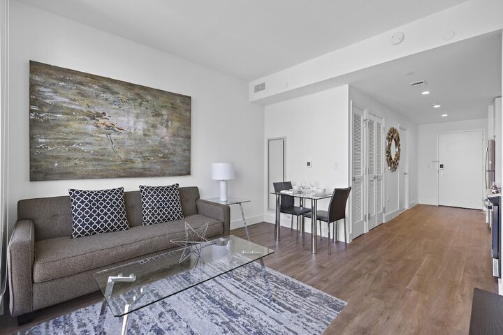 Global Luxury Suites White Plains