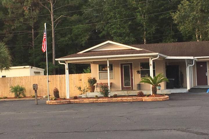 Blackwater Inn