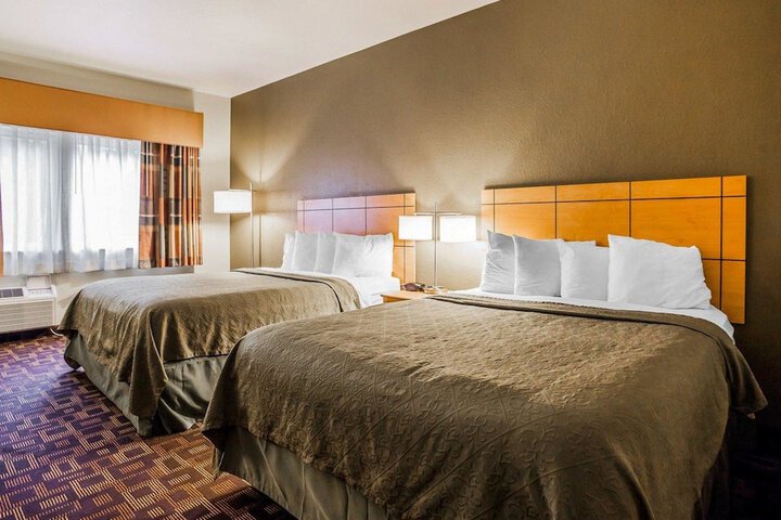 Room 20 of 32
