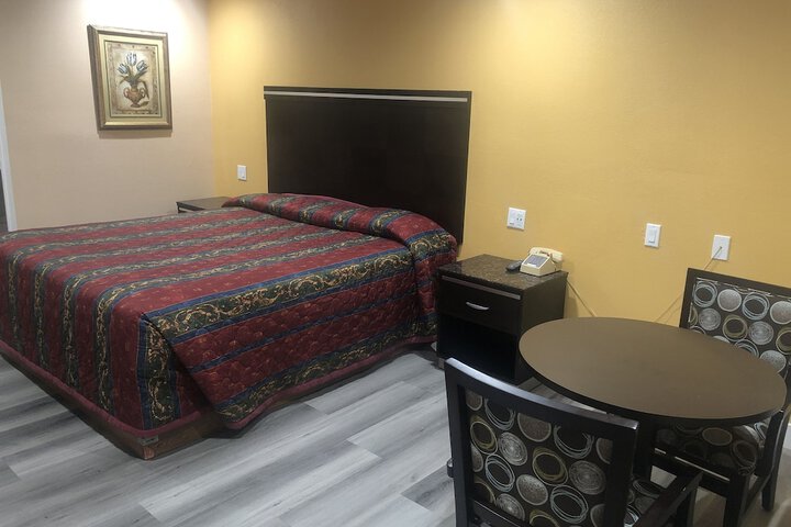 Room 31 of 34