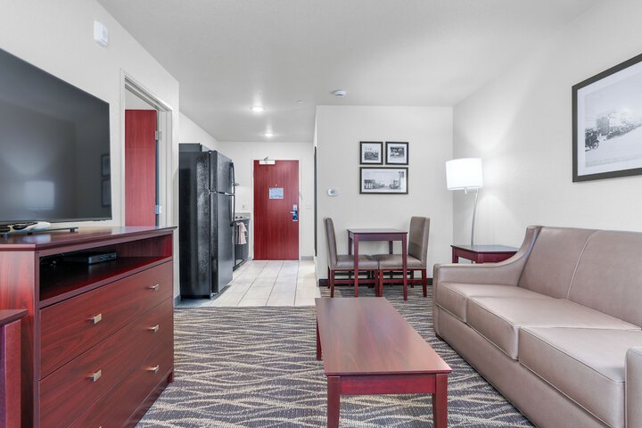 Cobblestone Hotel & Suites - Lynden
