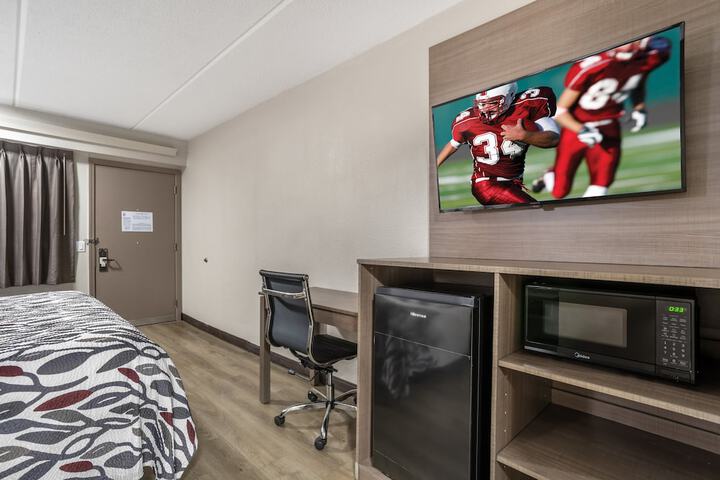 Room 17 of 41