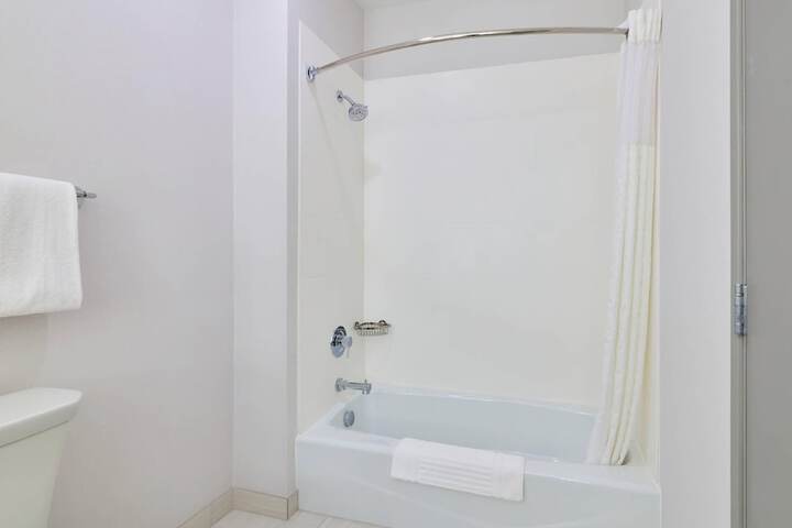 Comfort Suites Springfield-Eugene