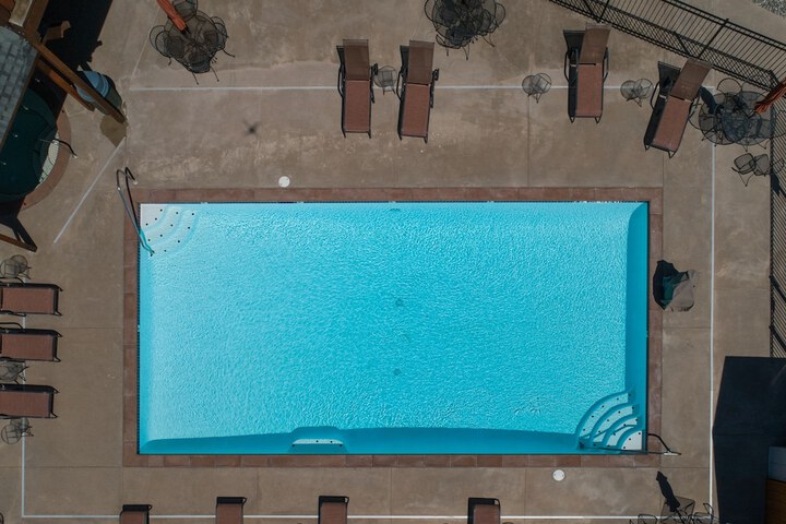 Pool 4 of 45