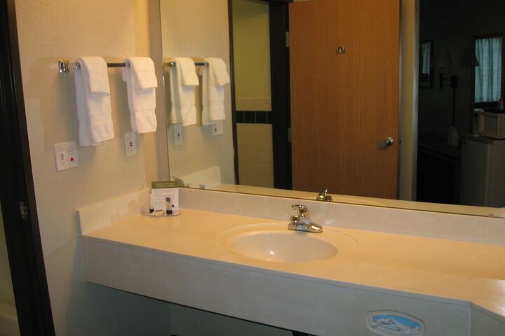 Room 19 of 40