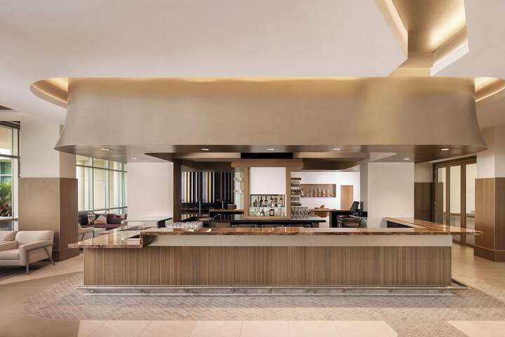 Hotel Interior 7 of 23