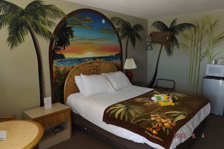 Room 35 of 41