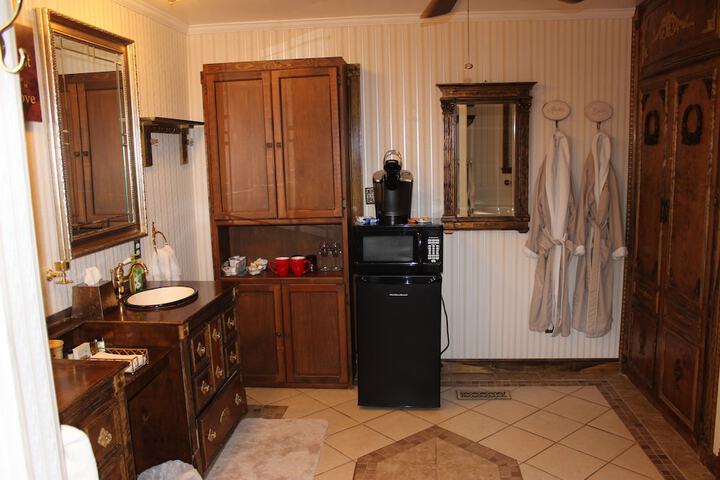 Room 25 of 54