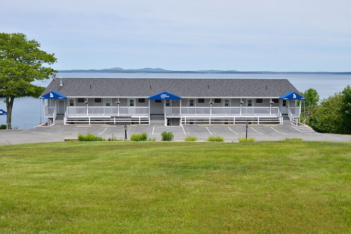 Hotel 5 of 77