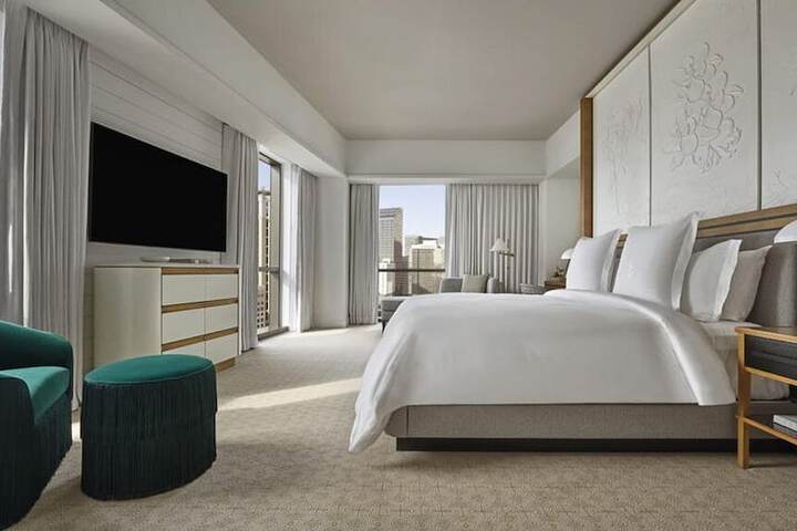 Four Seasons Hotel New Orleans