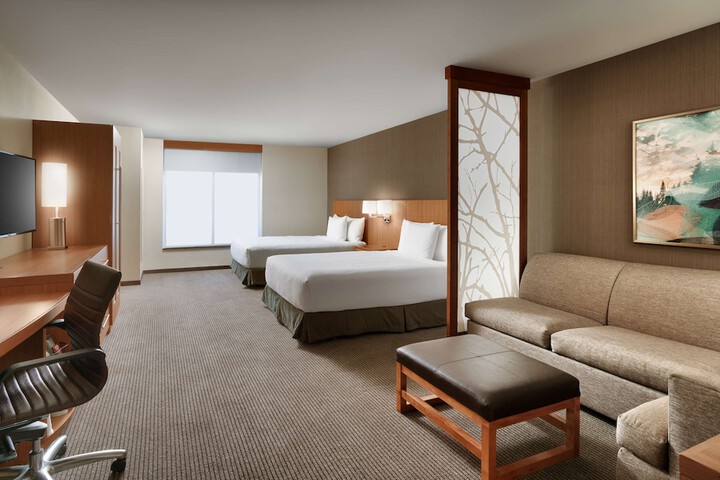 Room 25 of 60