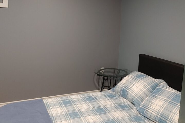 Room 10 of 20