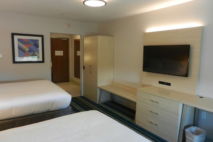Holiday Inn Express & Suites Phoenix West - Buckeye by IHG