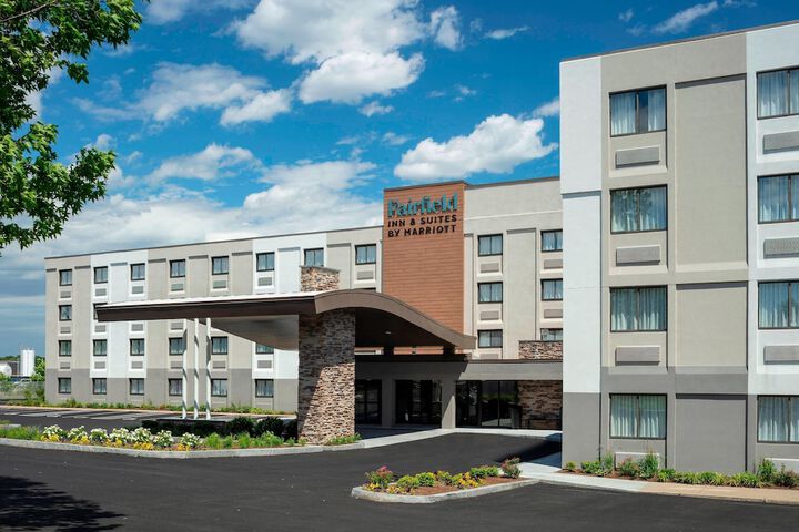 Fairfield by Marriott Inn & Suites Providence Airport Warwick