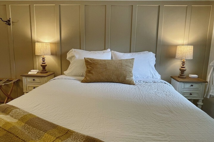 Emerald Valley Inn