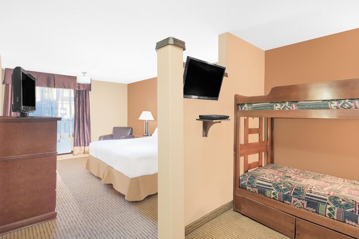 Room 22 of 46