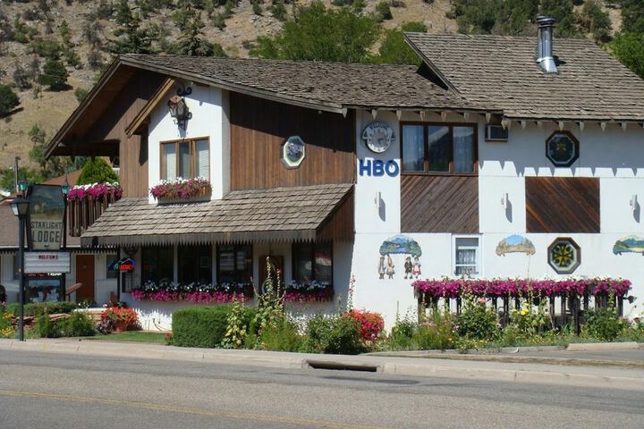 Hotel 6 of 33