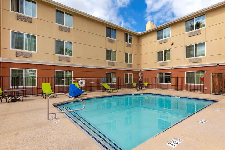 Pool 3 of 42