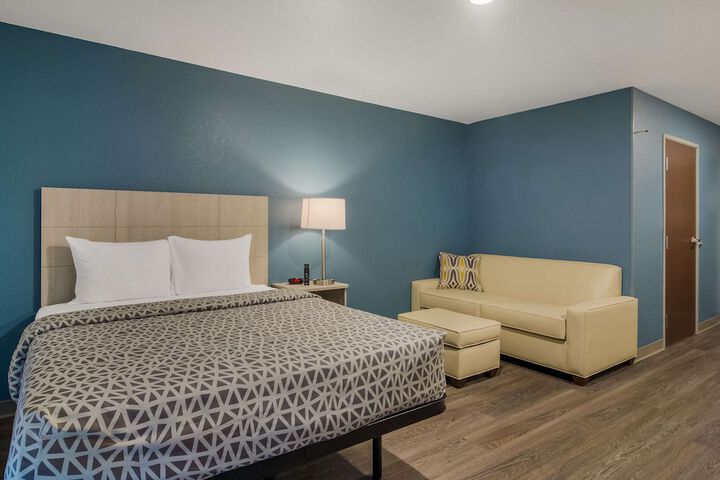 Room 19 of 25