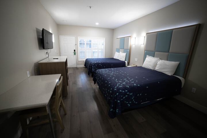 Room 41 of 67